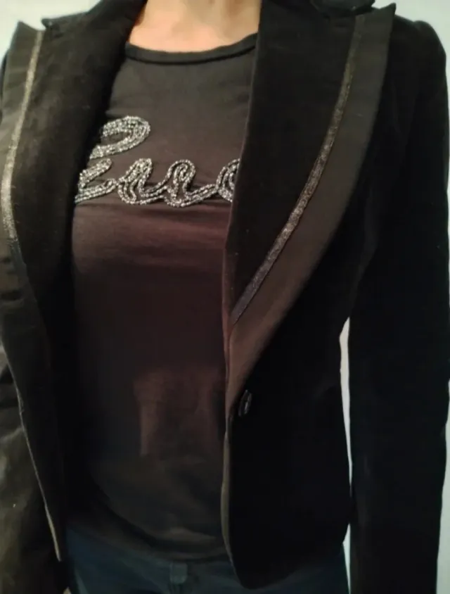 Americana terciopelo negra mujer preciosa