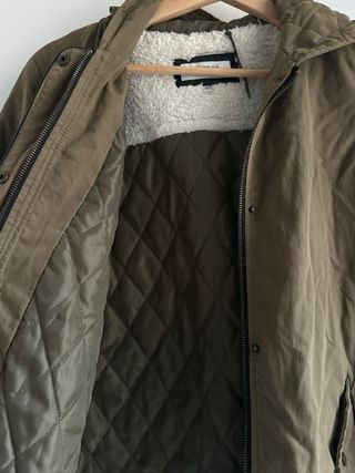 Abrigo Fórmula Joven verde militar T40