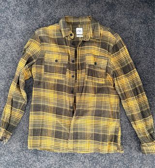 Camisa ZARA cuadros amarilla y gris