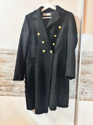 Zara Chaqueta Tweed Negra Botones Dorados