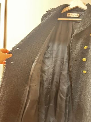 Zara Chaqueta Tweed Negra Botones Dorados