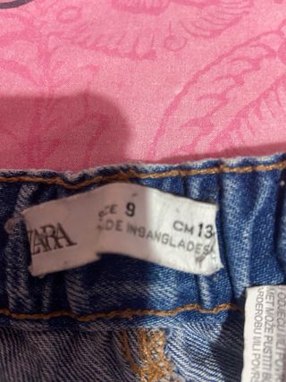 Pantalón vaquero niña con bordado talas 9 años