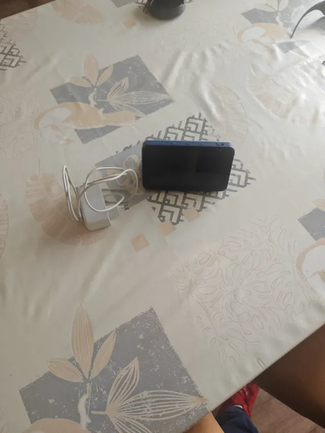 Echo Dot 5 Alexa con schermo intelligente