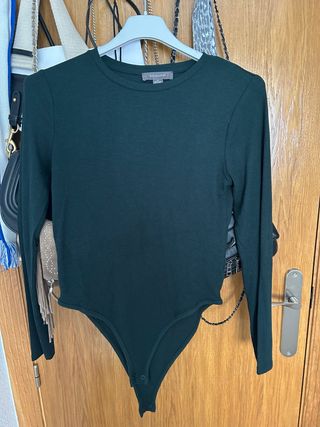 Body manga larga Primark verde oscuro