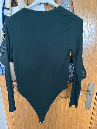 Body manga larga Primark verde oscuro