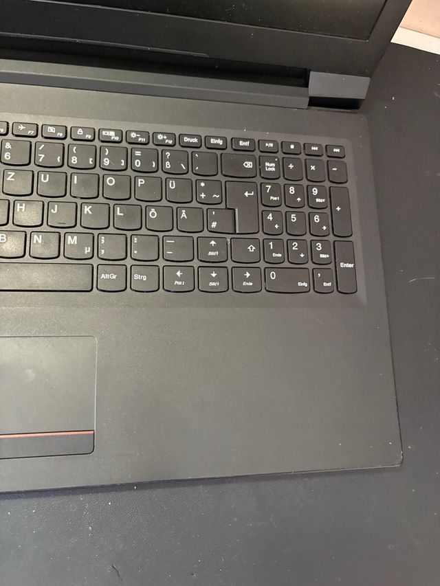 Portátil Lenovo i5 Negro