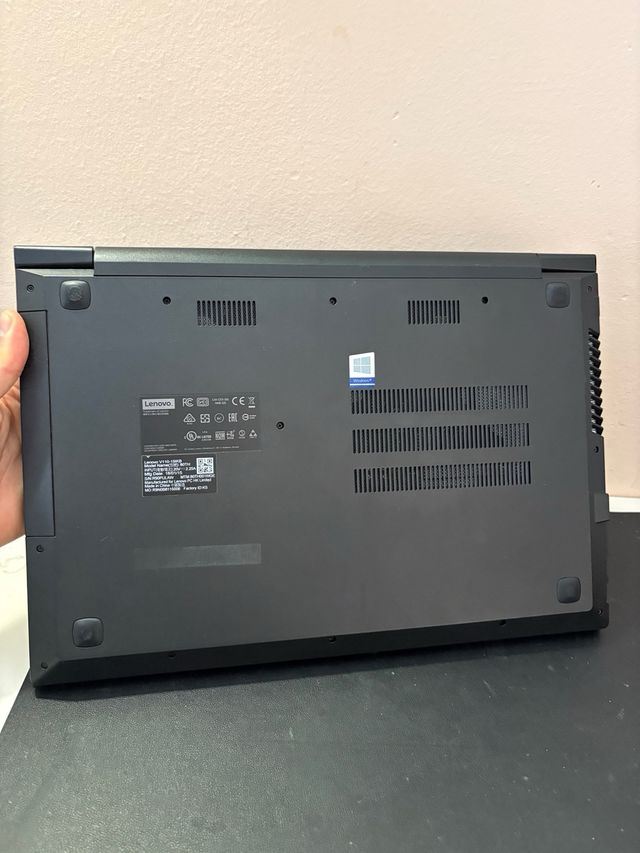 Portátil Lenovo i5 Negro