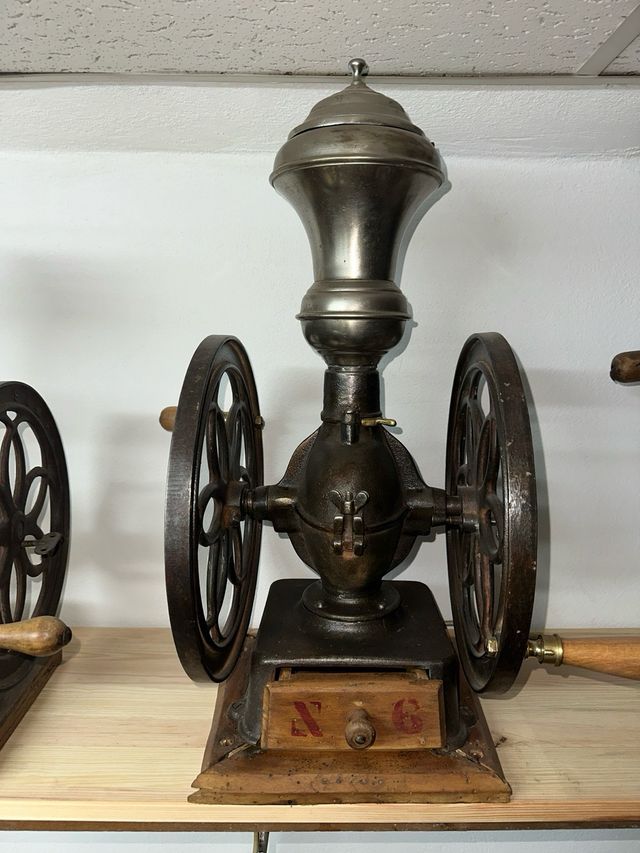 2 Molinillos de Café Antiguos Simplex