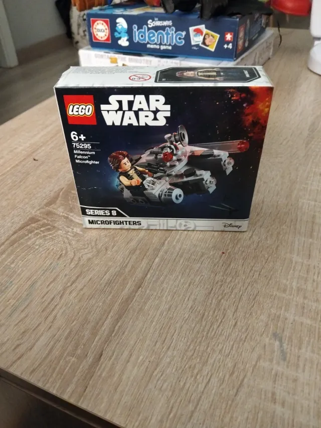 Lego Star Wars Millennium Falcon Microfighter 7529