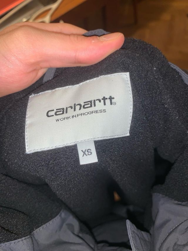 Abrigo Carhartt Gris
