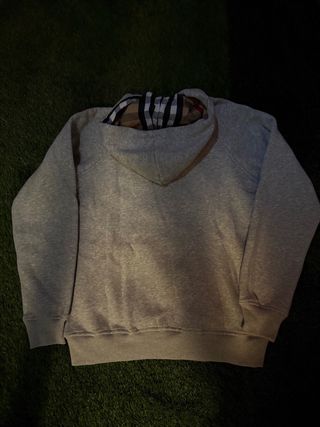 Sudadera Burberry Gris