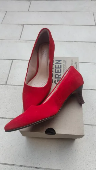 Décolleté Clarks ROSSO Pelle Scamosciata Tg 38