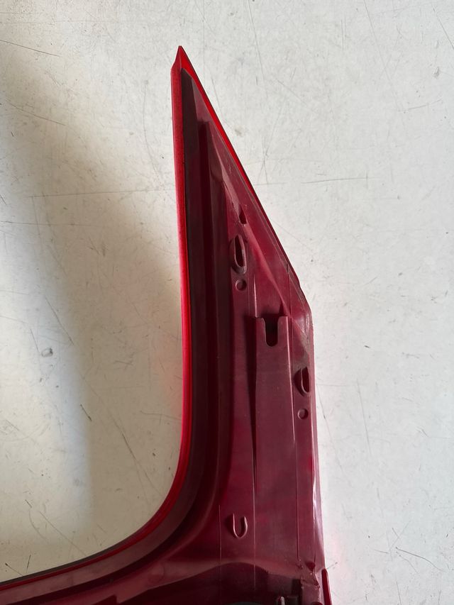 Piloto trasero derecho peugeot 5008 96726666680