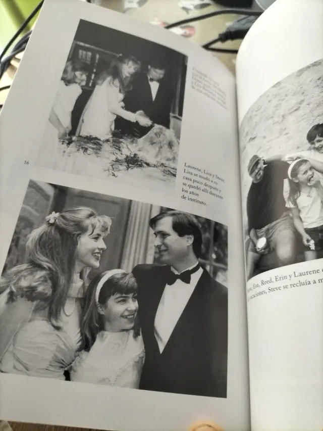 Steve Jobs / Steve Jobs: A Biography (Spanish E...