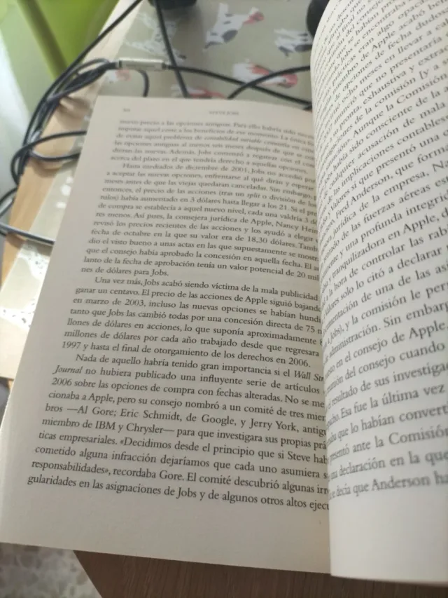 Steve Jobs / Steve Jobs: A Biography (Spanish E...