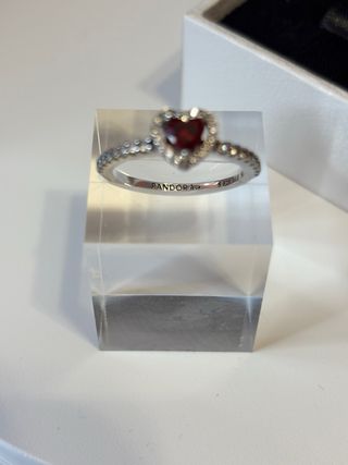 Anillo Pandora Corazón Rojo y Plata