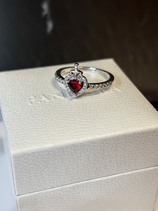 Anillo Pandora Corazón Rojo y Plata