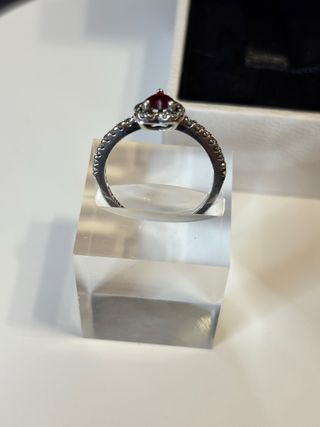 Anillo Pandora Corazón Rojo y Plata