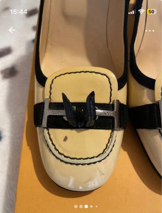 Zapatos de tacón Tod's amarillos y negros