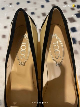 Zapatos de tacón Tod's amarillos y negros