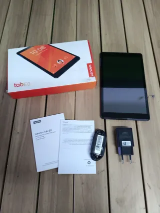 Lenovo Tab E8 8 IPS HD MediaTek