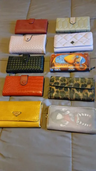 Monederos varios colores