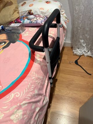 Barandilla de seguridad para cama