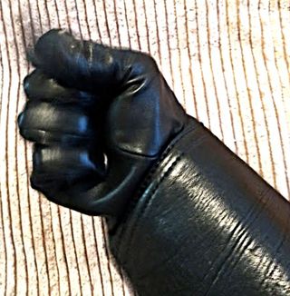 GUANTES LARGOS NEGROS MOTORISTA LEATHER O DISFRAZ