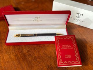 Bolígrafo Cartier Negro y Dorado