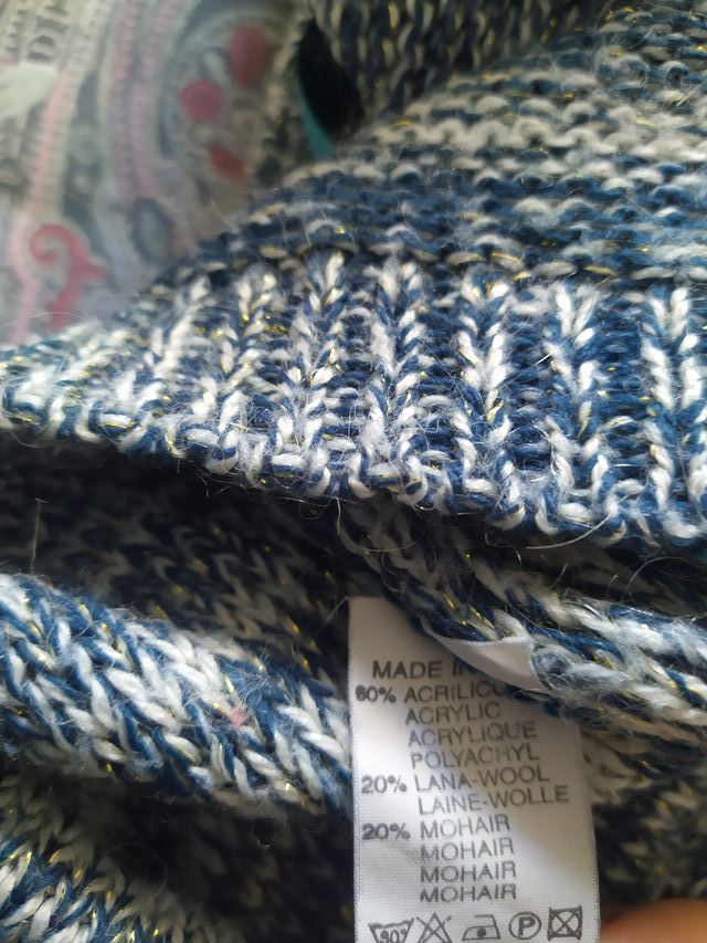 Jersey talla M color blanco, azul y dorado