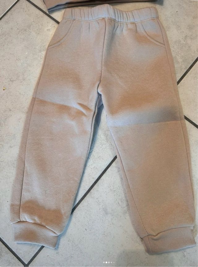 Tuta bimba con stampa gattini