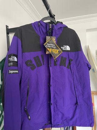 Chaqueta The North Face x Supreme Morada