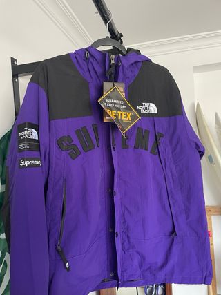 Chaqueta The North Face x Supreme Morada