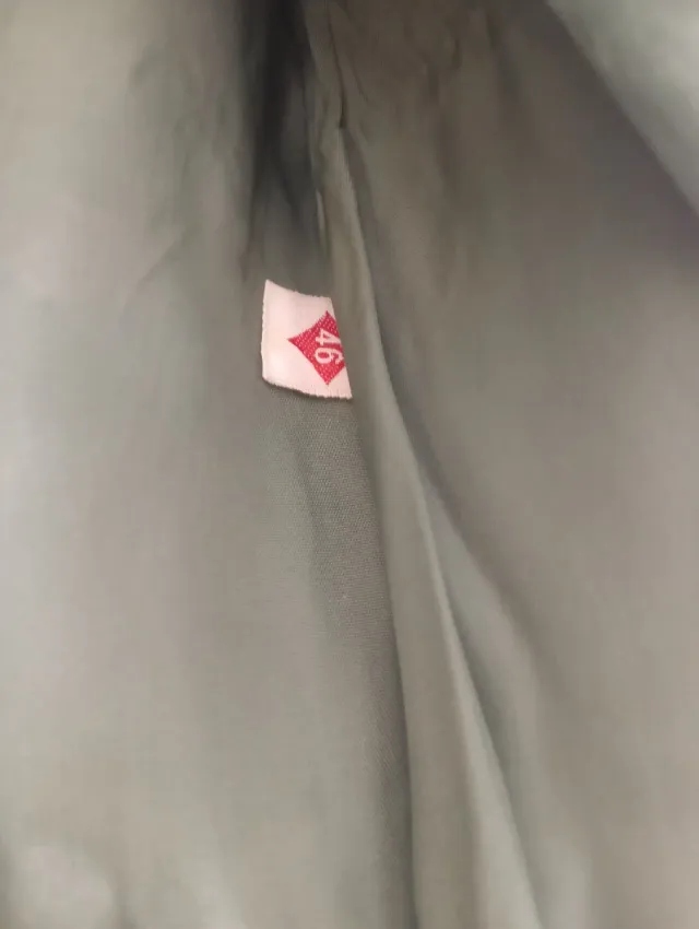 Cappotto verde con collo pelliccia