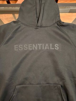 Sudadera Essentials Negra