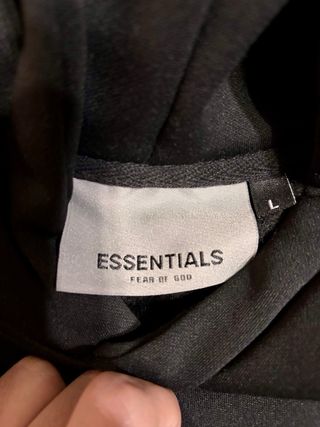 Sudadera Essentials Negra