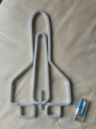 Lámpara Neón Cohete Azul Maison du Monde