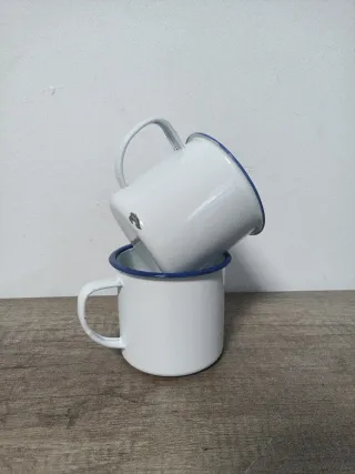 Set di 2 Tazze Metalliche Stile Antico