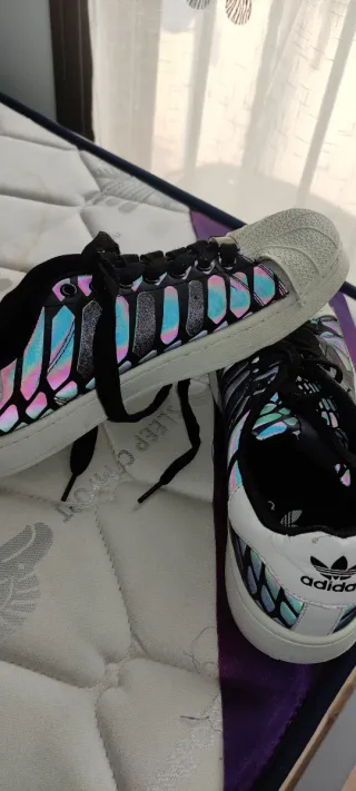 Zapatillas Adidas Superstar Negras Reflectantes