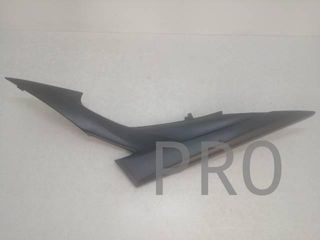 Chapa Bajo Asiento Izq. Suzuki GSR