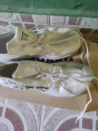 Zapatillas Deportivas Blancas