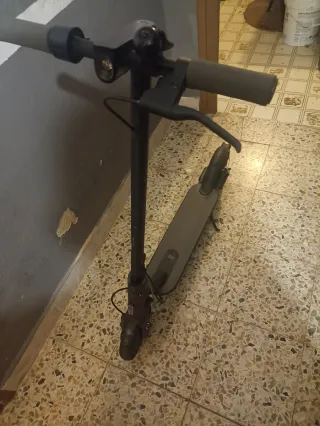 Patín Eléctrico Xiaomi Essential