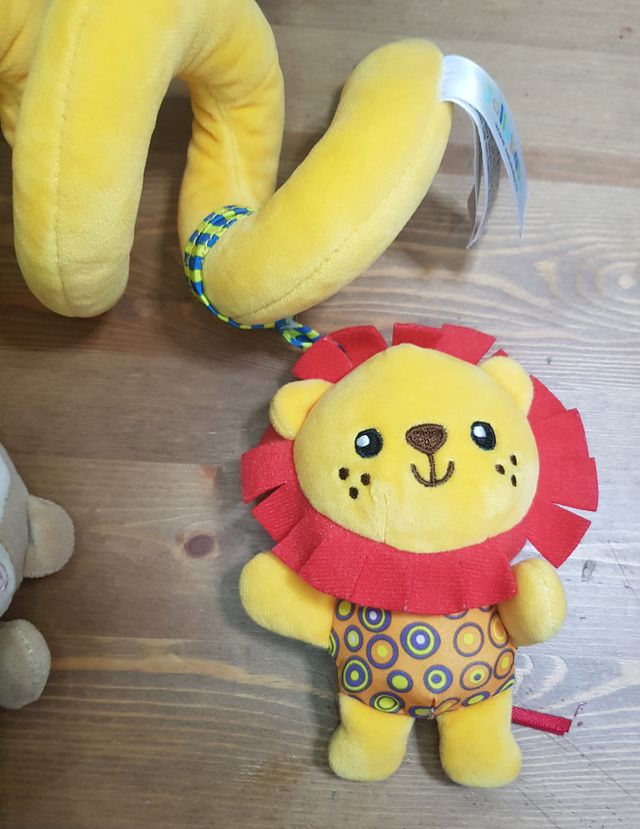 Espiral colgador bebé León y Mono