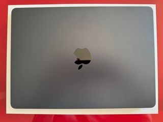 MacBook Air 13 M3 (2024) - Come Nuovo