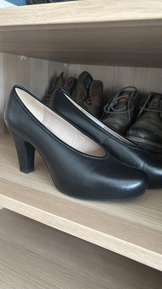 Zapatos de tacón Unisa negros