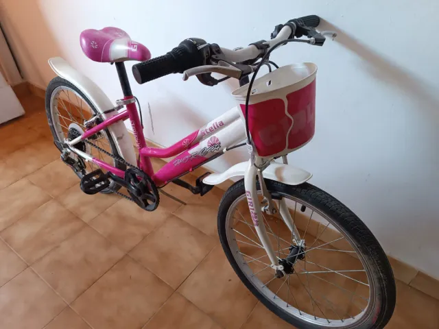 Bicicleta niña rosa y blanca