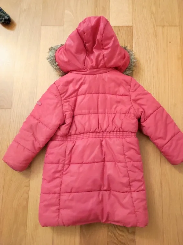 Piumino bambina con cappuccio