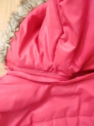 Piumino bambina con cappuccio