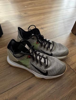 Zapatillas Nike LeBron Witness IV Talla 47