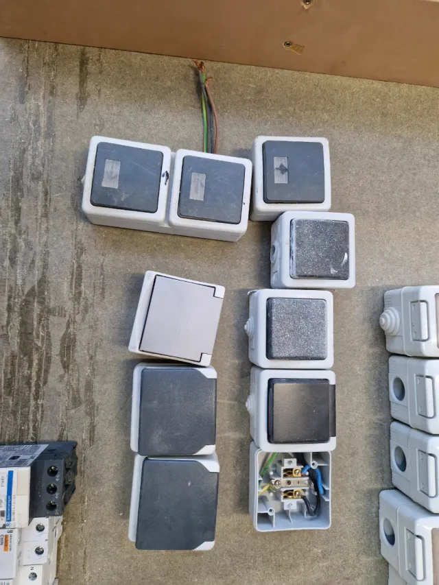 Material Eléctrico Varios